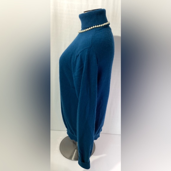 Marc Anthony Woman’s Turtleneck 100% Cashmere Size L Color Petrol Blue - Picture 3 of 10